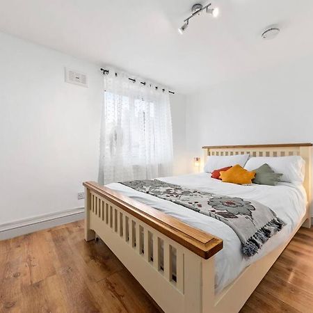 1Br Modern Flat On Edgware Rd Ed3 Daire Londra Dış mekan fotoğraf